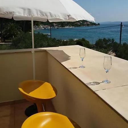アパート By The Sea Brgulje, - 13318 Molat