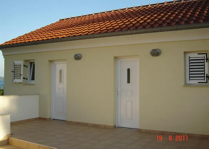 By The Sea Brgulje, - 13318 *